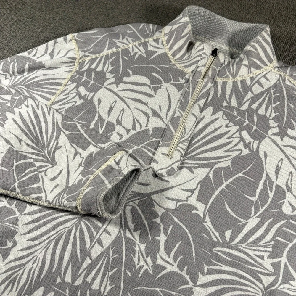 Tommy Bahama Reversible Quarter Zip Mens L Grey Tropical Monstera Leaf Pullover